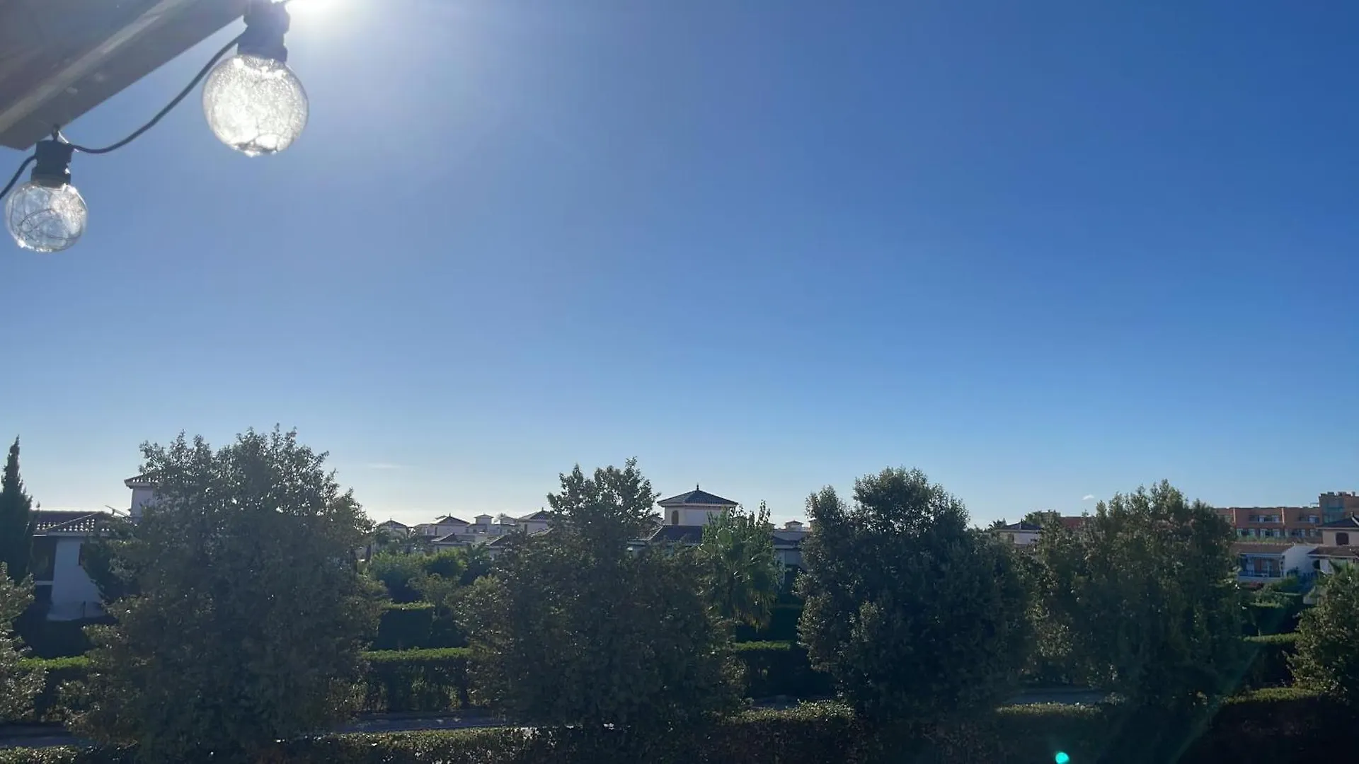 Apartman Lichtrijk Appartement 400M Van De Zee Met Zwembad. Vera