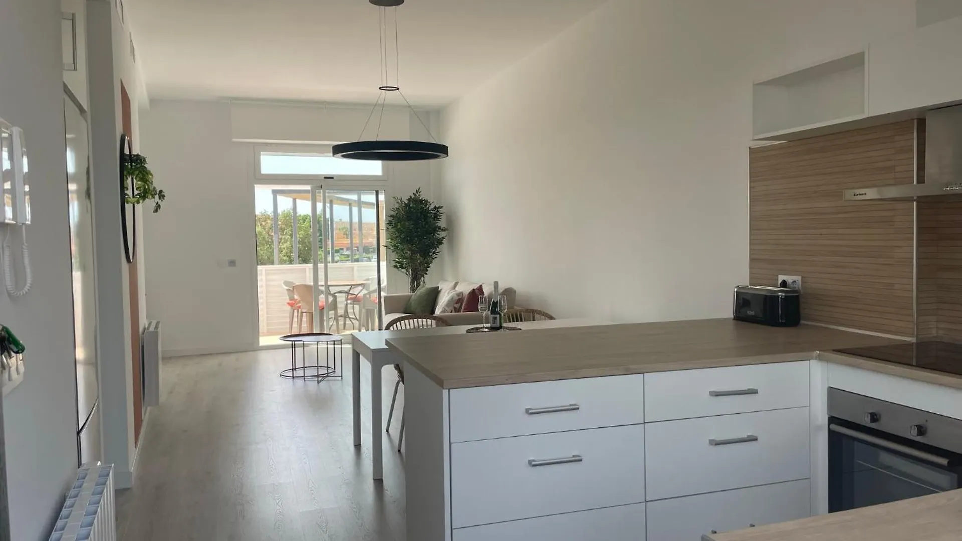 Apartman Lichtrijk Appartement 400M Van De Zee Met Zwembad. Vera